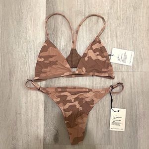 Acacia Camo Set